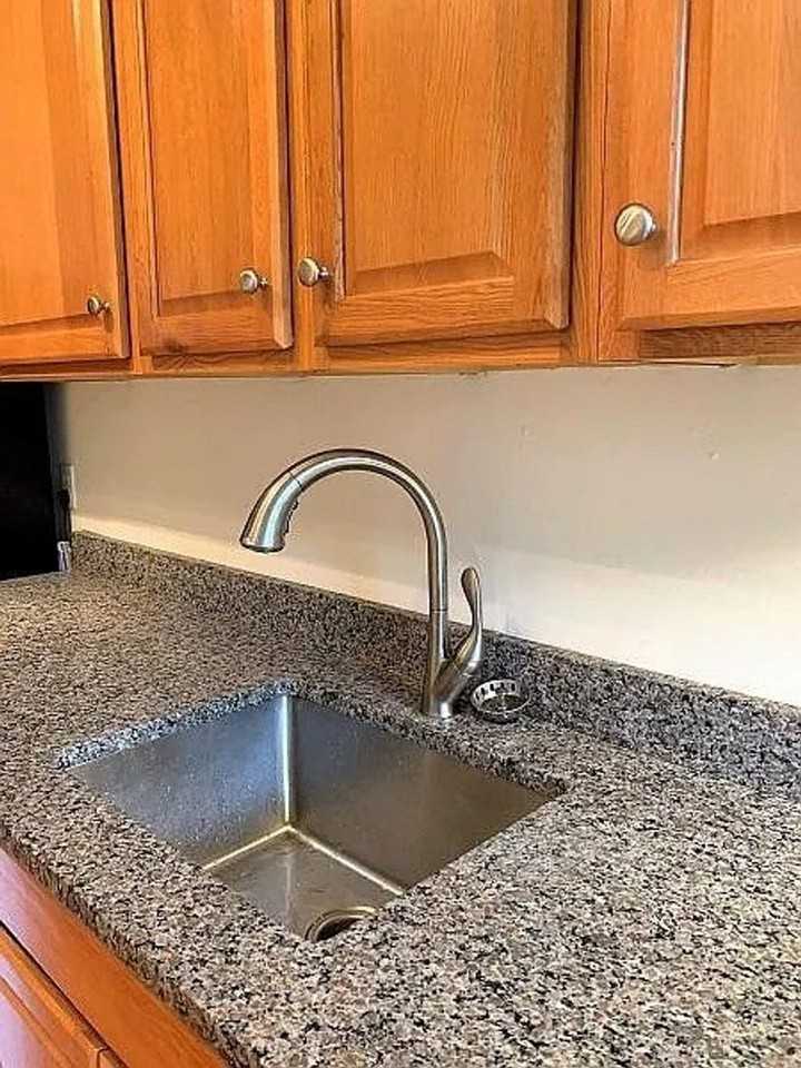 Mahal Holdings, LLC - Photo 7 of 19