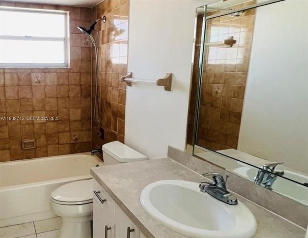 1605 Pennsylvania Avenue #404 - Photo 6 of 17