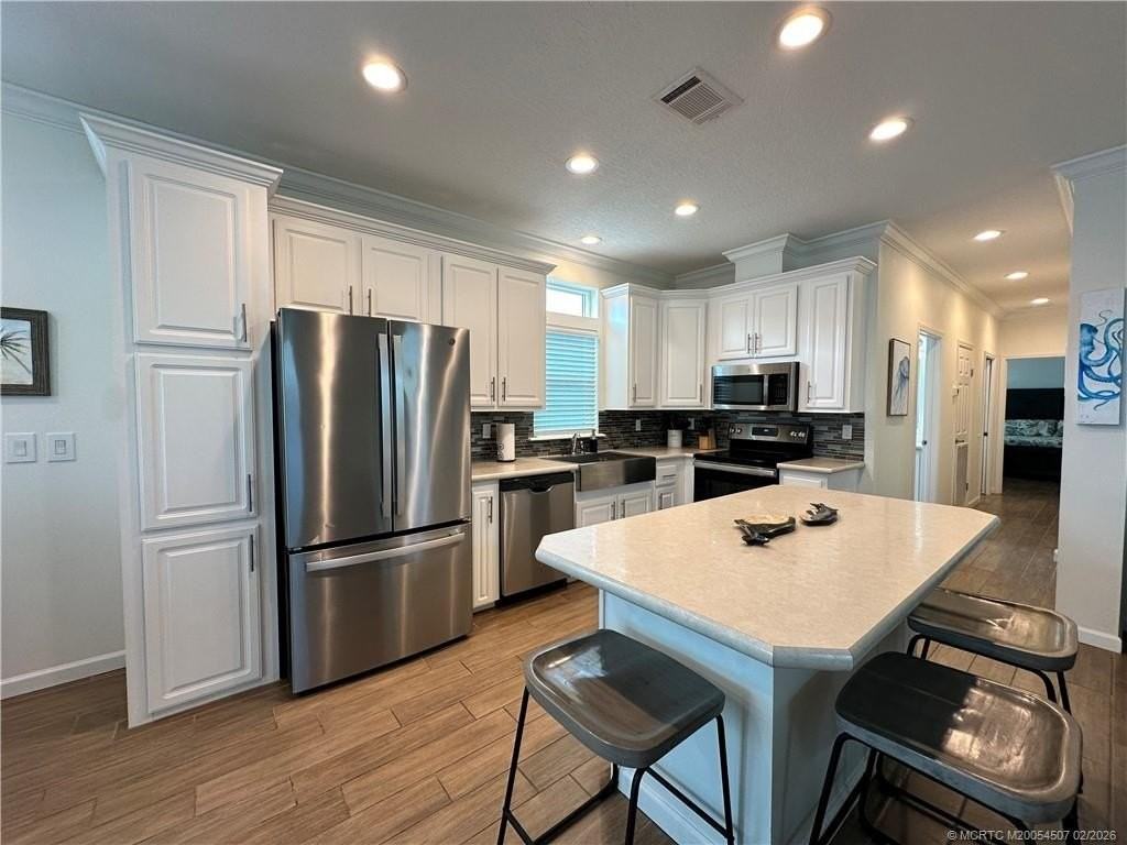 378 Ne Wharf Way - Photo 6 of 42