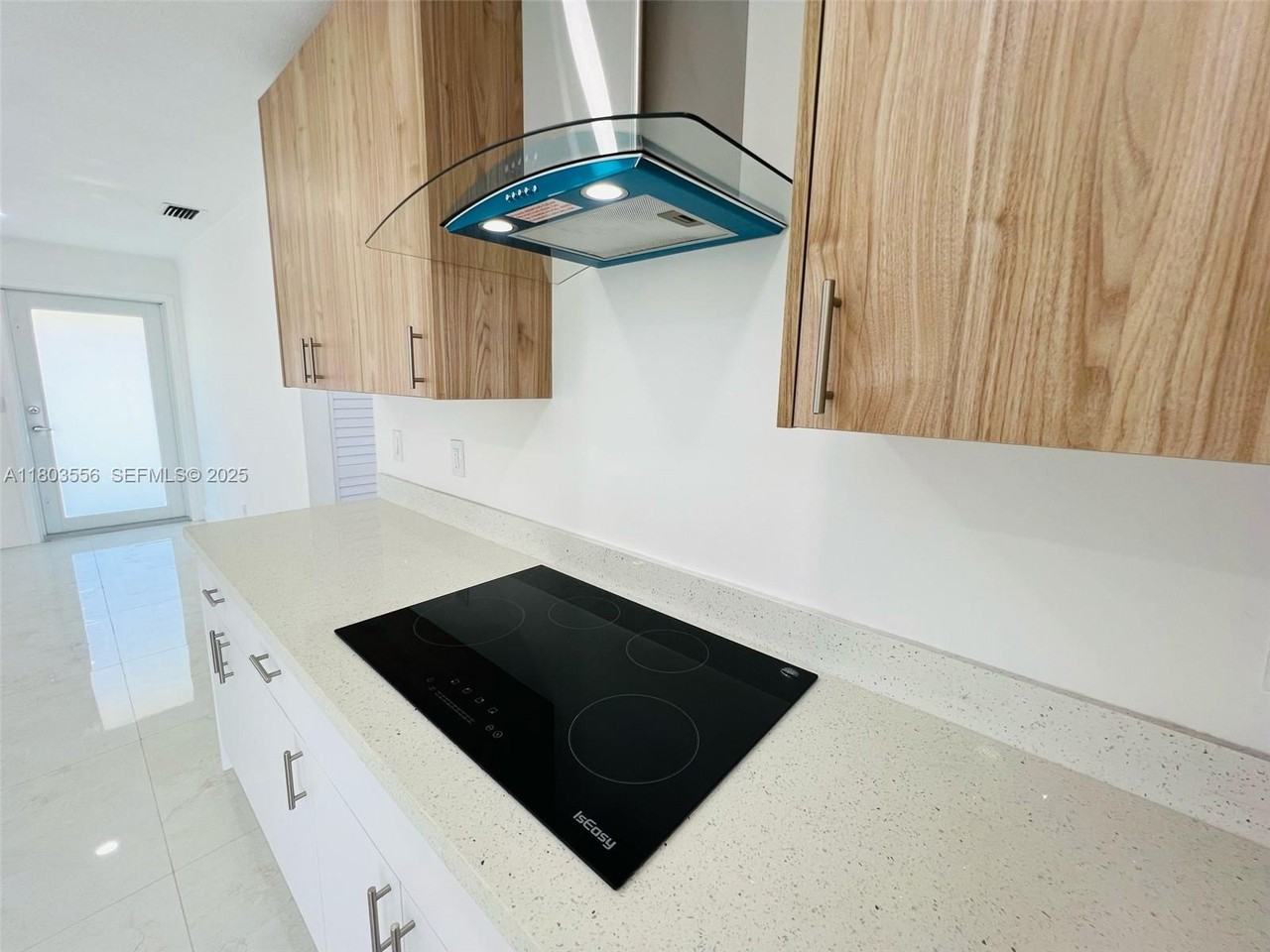 26045 Southwest 131st Court - Photo 4 of 29