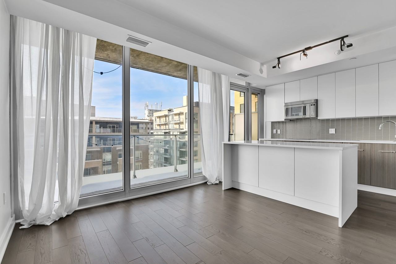 111 Champagne Avenue South #1102 - Photo 7 of 24