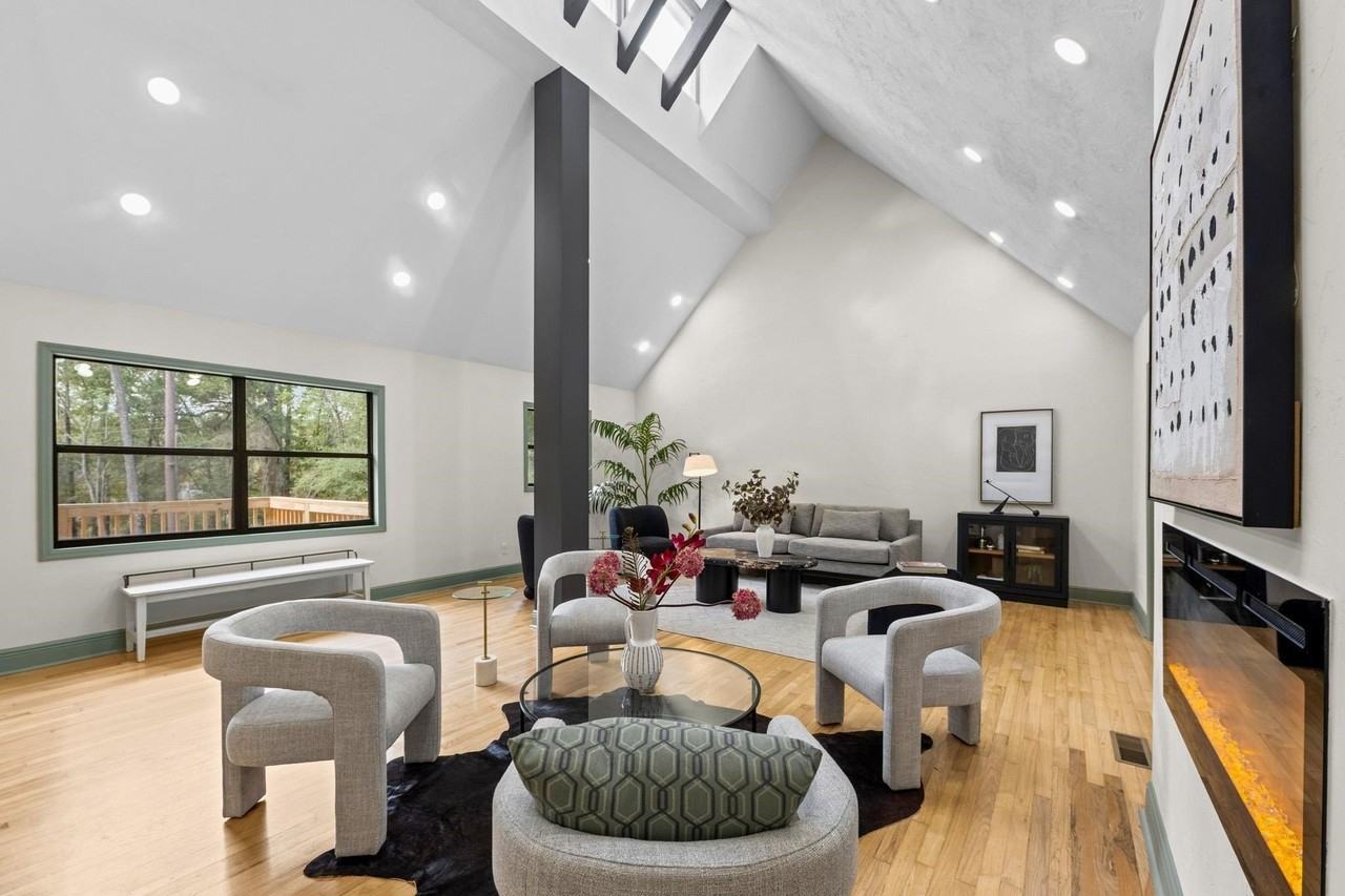 2066 Tallavana Trl - Photo 5 of 39