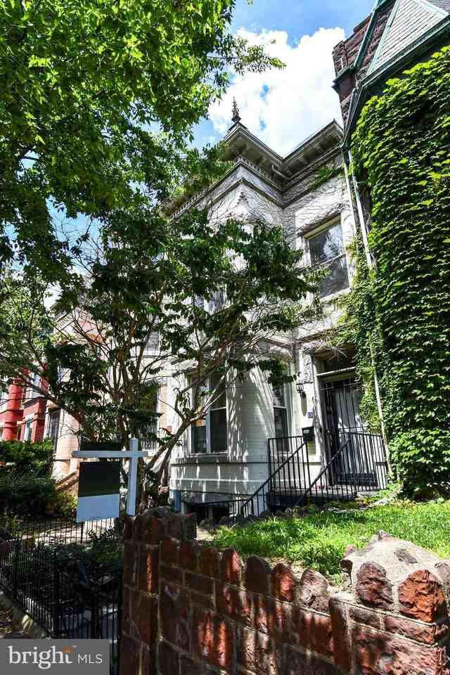 11 R St Nw - Photo 3 of 50