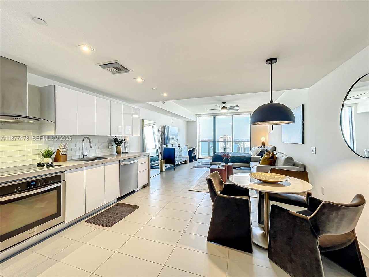 1600 Northeast 1st Avenue #3403 - Photo 6 of 12