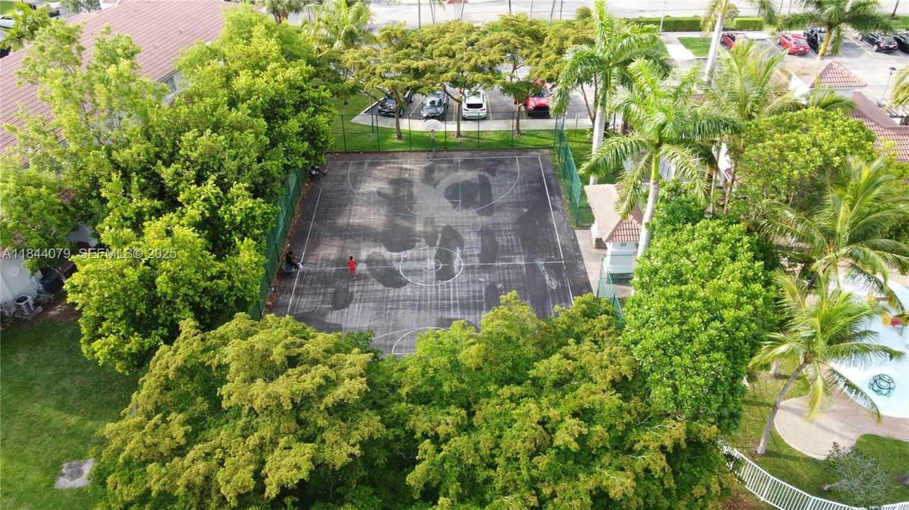 2764 Southwest 83rd Terrace #106 - Photo 3 of 33