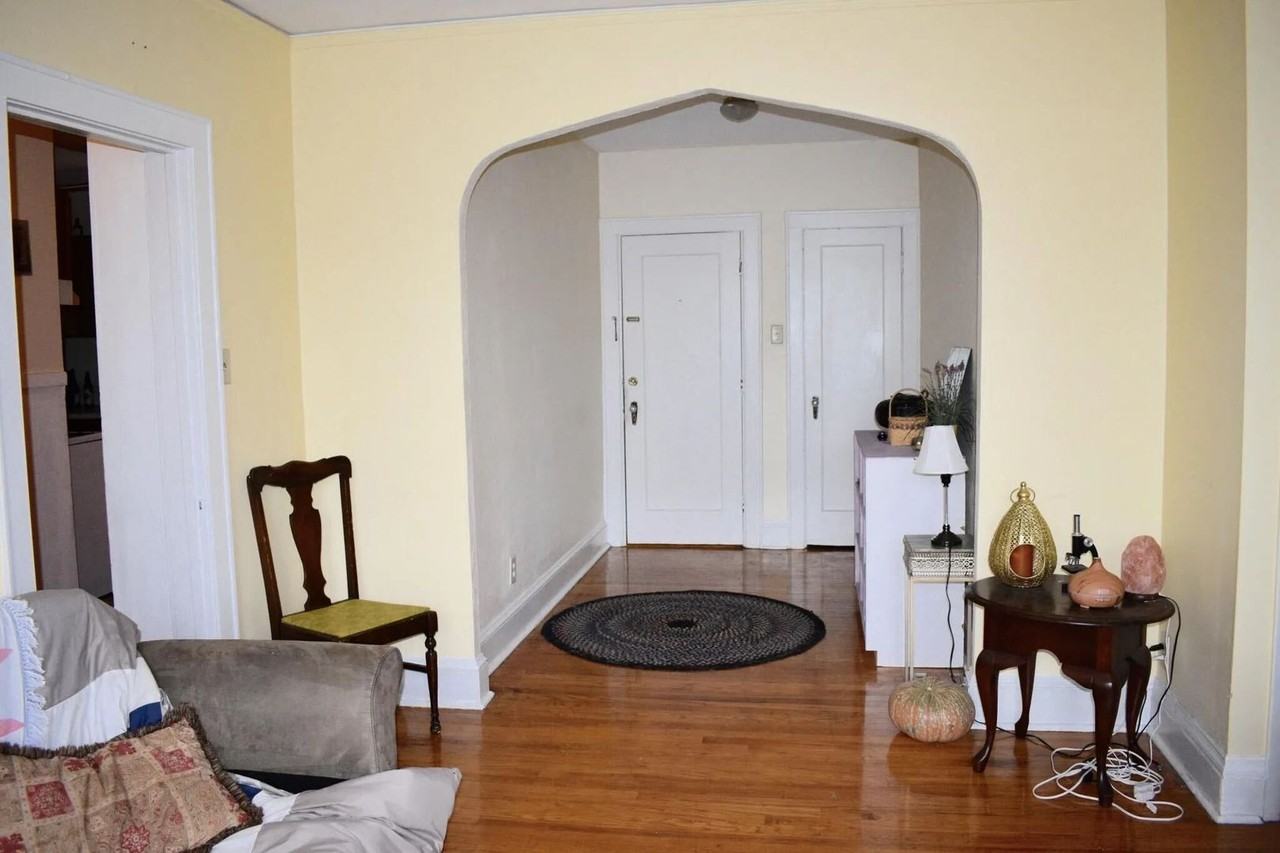 40 Parkwood St - Photo 4 of 11