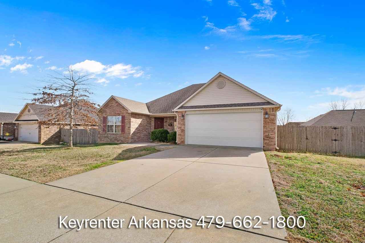 531 Spur Ln - Photo 3 of 29