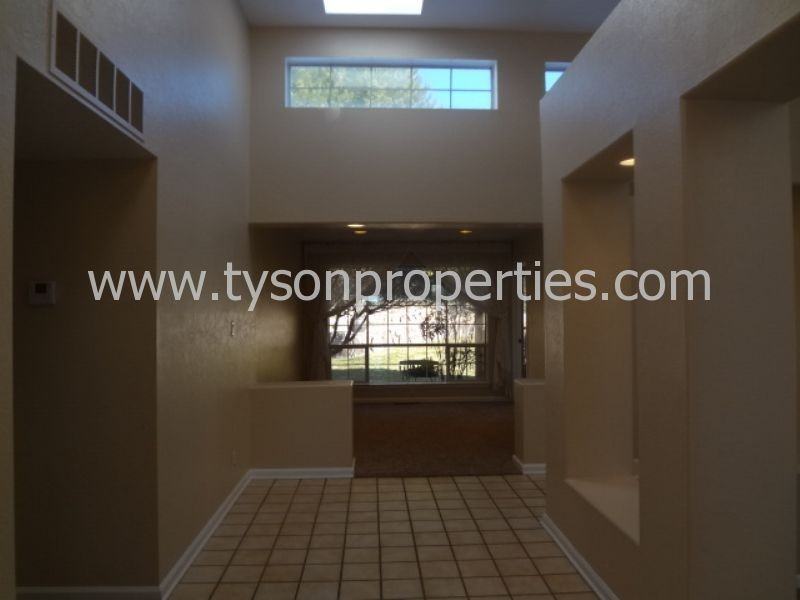 5812 Mahogany Pl NE - Photo 2 of 23