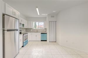 featured image of 14885 Northeast 7th Avenue #14885