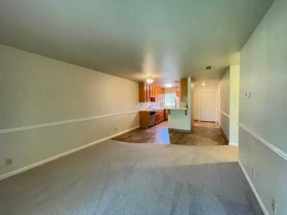 El Camino Ave (5325) - Photo 5 of 18