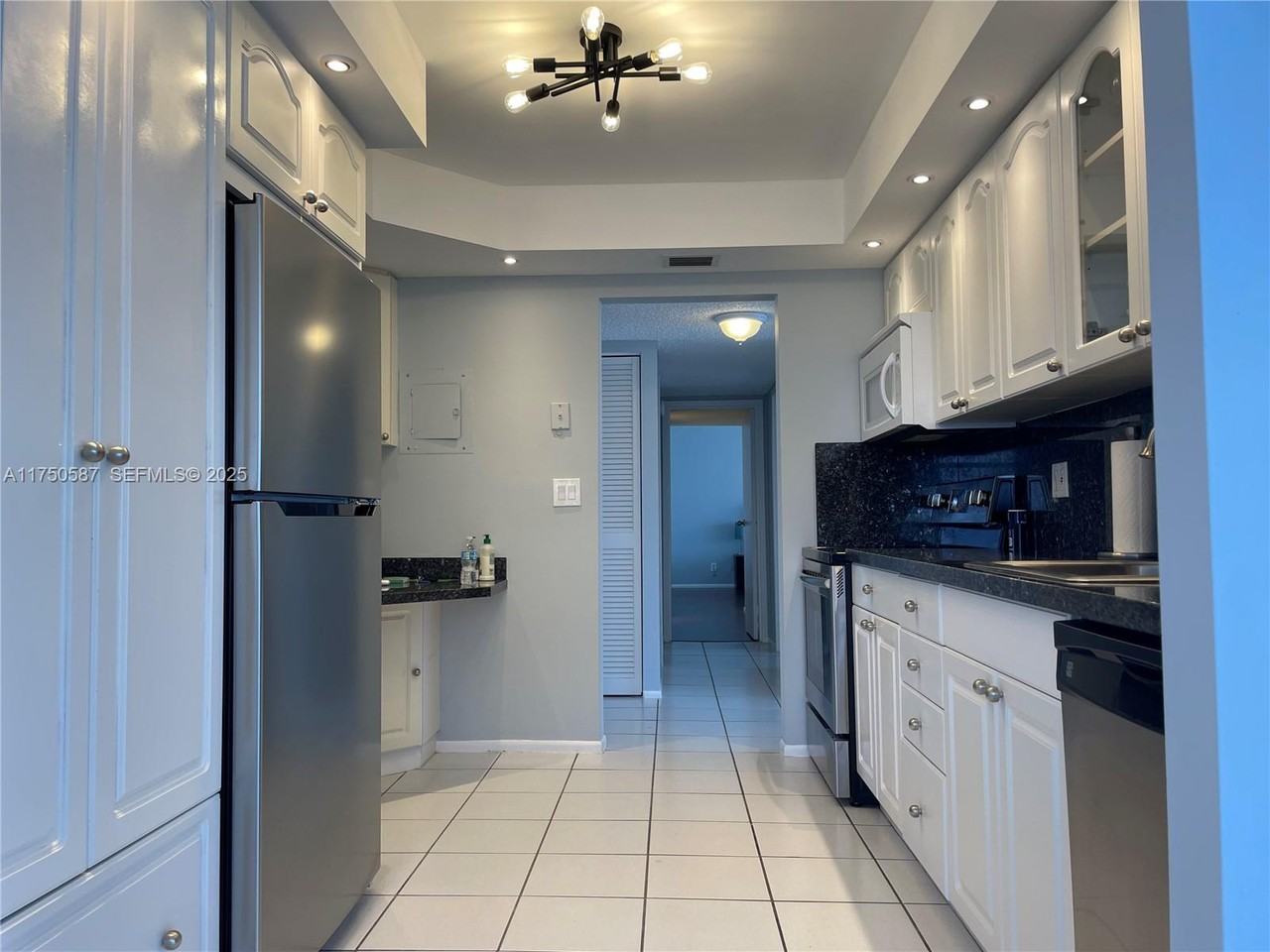 2049 South Ocean Drive #1510 - Photo 7 of 17