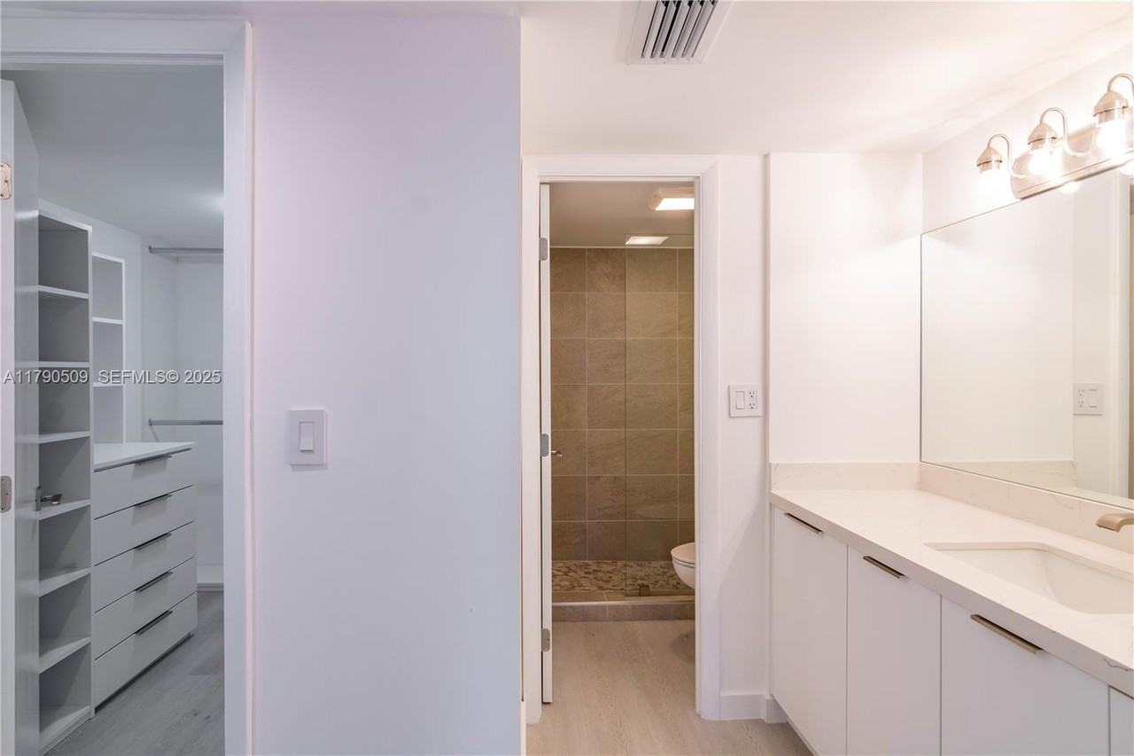 100 Bayview Drive #314 - Photo 3 of 22