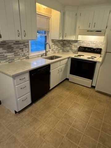 42 Angell Street - Photo 6 of 9