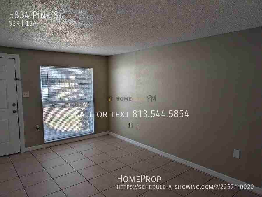 5834 Pine St - Photo 2 of 16