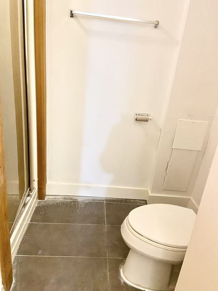 381 Dartmoor Drive - Photo 7 of 11