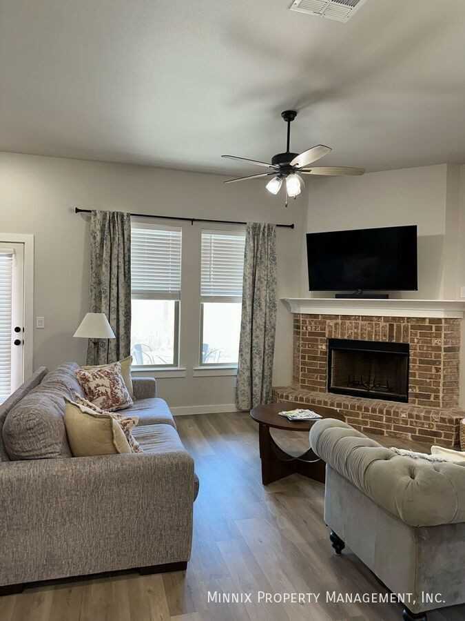 2923 137th St - Photo 6 of 43