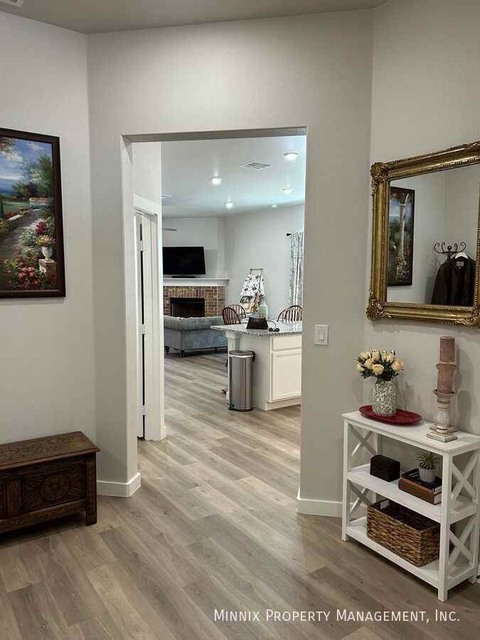 2923 137th St - Photo 4 of 43