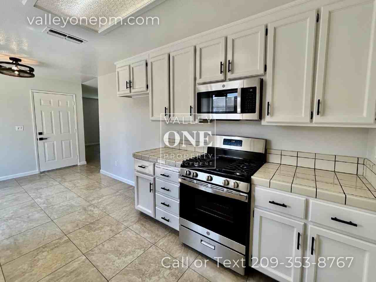 808 Tassajara Ct - Photo 6 of 20