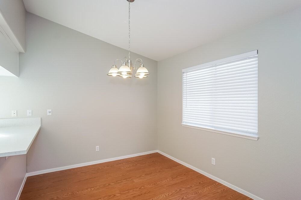 4705 Wild Oak Way - Photo 5 of 14