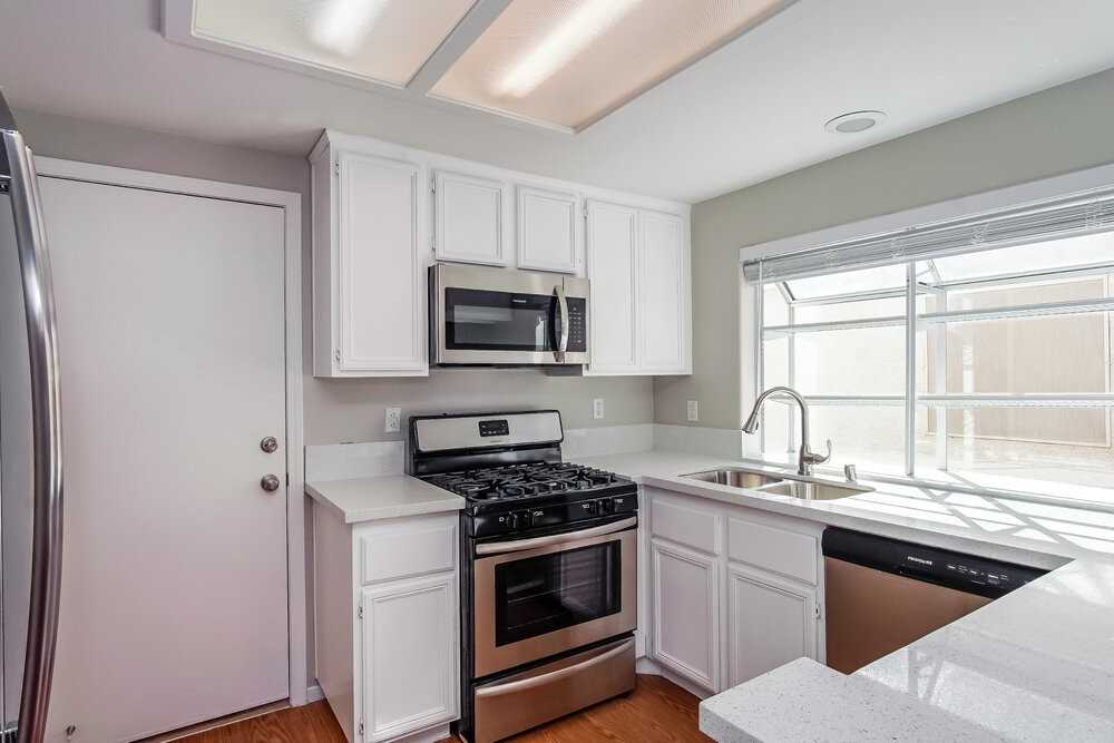 4705 Wild Oak Way - Photo 7 of 14