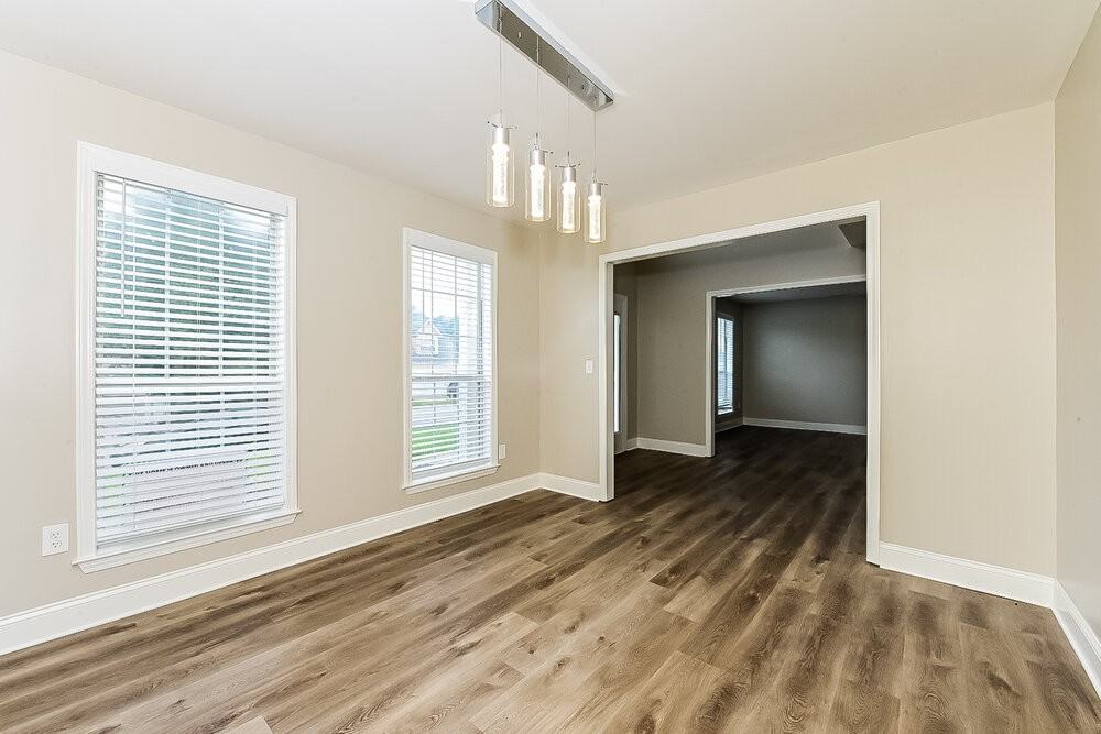 7971 Clearview Cir - Photo 5 of 17