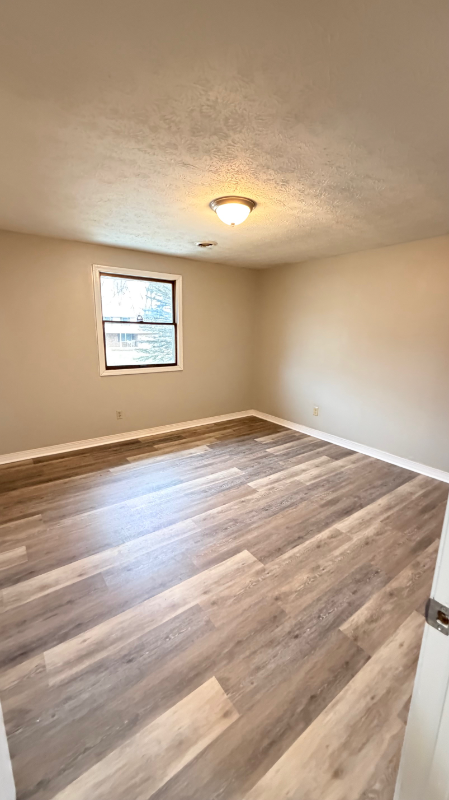 7800 Heatherview St Nw - Photo 4 of 14