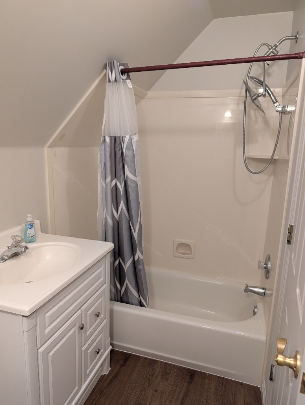 835 En - Photo 3 of 12