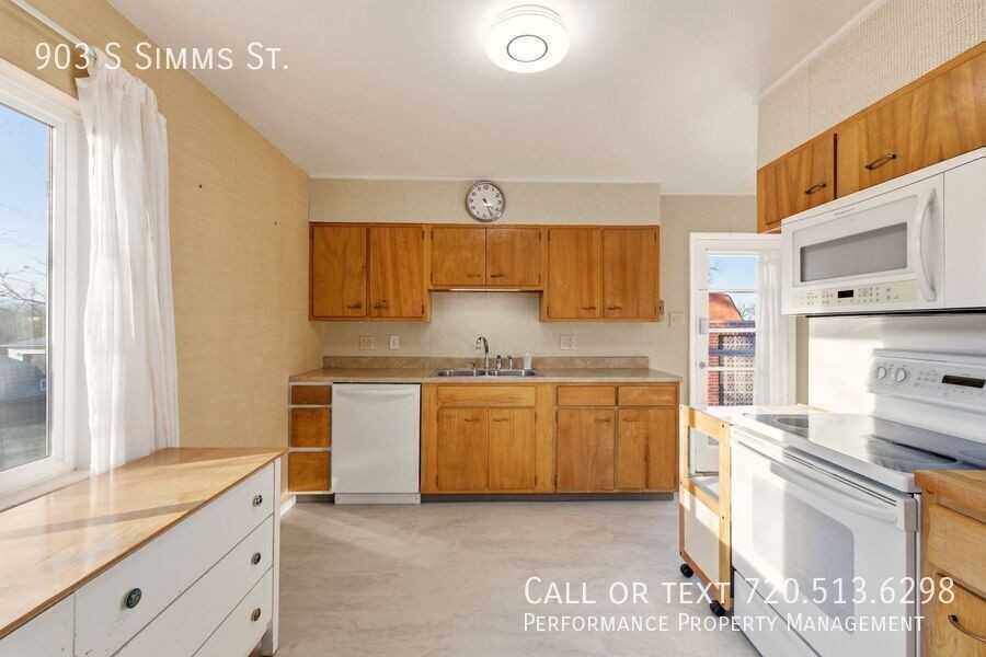 903 S Simms St - Photo 6 of 23