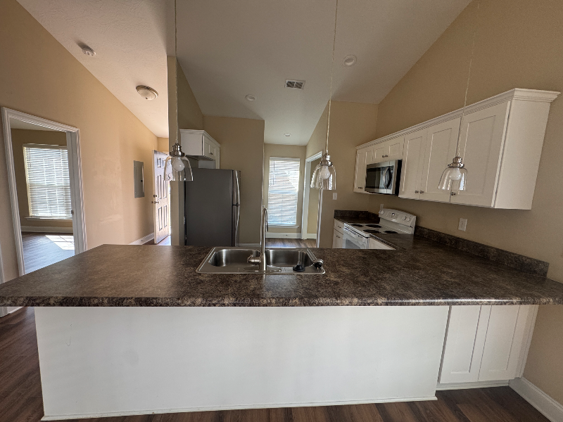 109 Dry Branch Ct - Photo 3 of 16