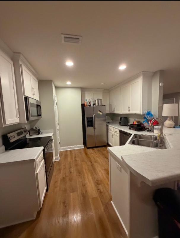 181 Sycamore St - Photo 4 of 10