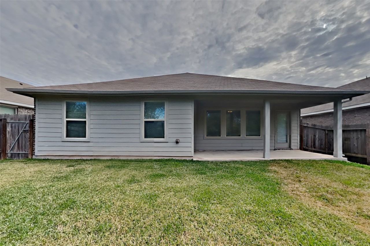 7139 St Kitts Dr #7139 - Photo 2 of 21