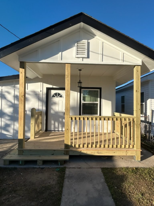 2903 Arlington St - Photo 2 of 13