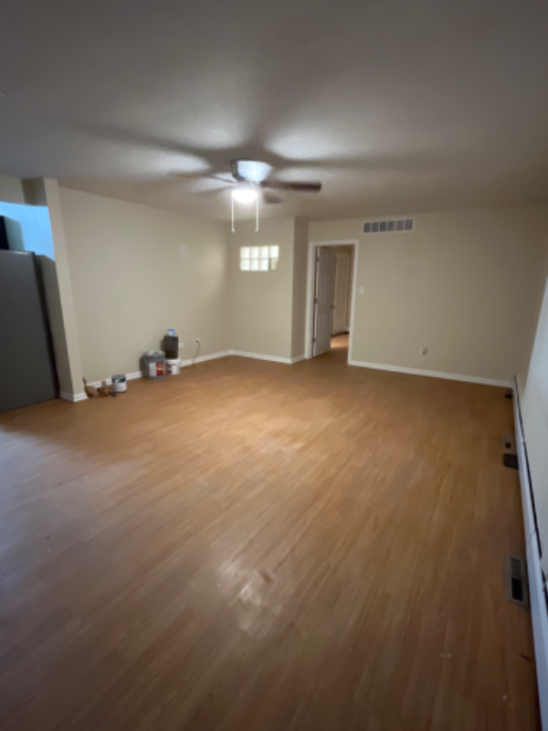 885 Campbell Ave - Photo 2 of 17