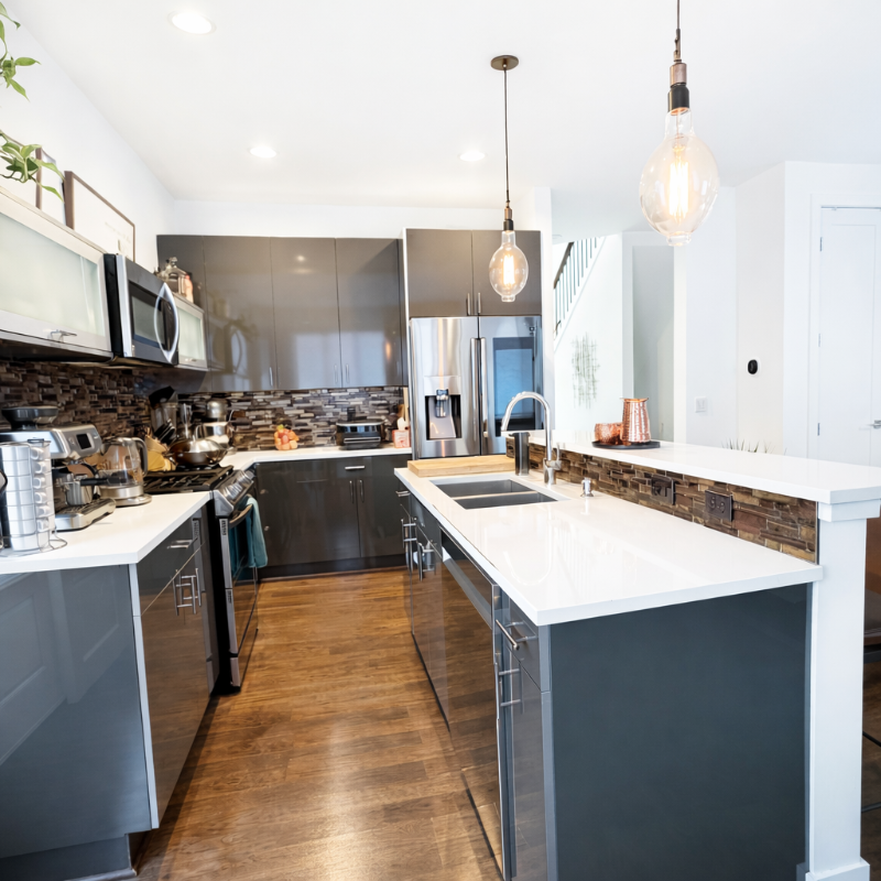 2506 Chateau Dr - Photo 5 of 16