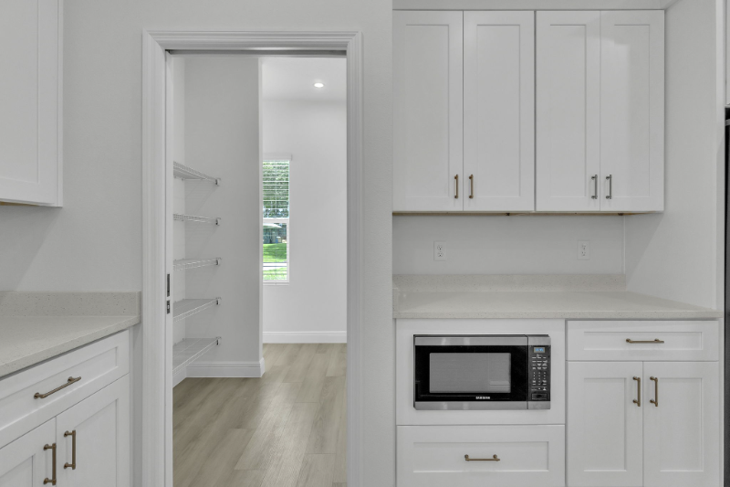 1608 Hickory Ridge Dr - Photo 4 of 20