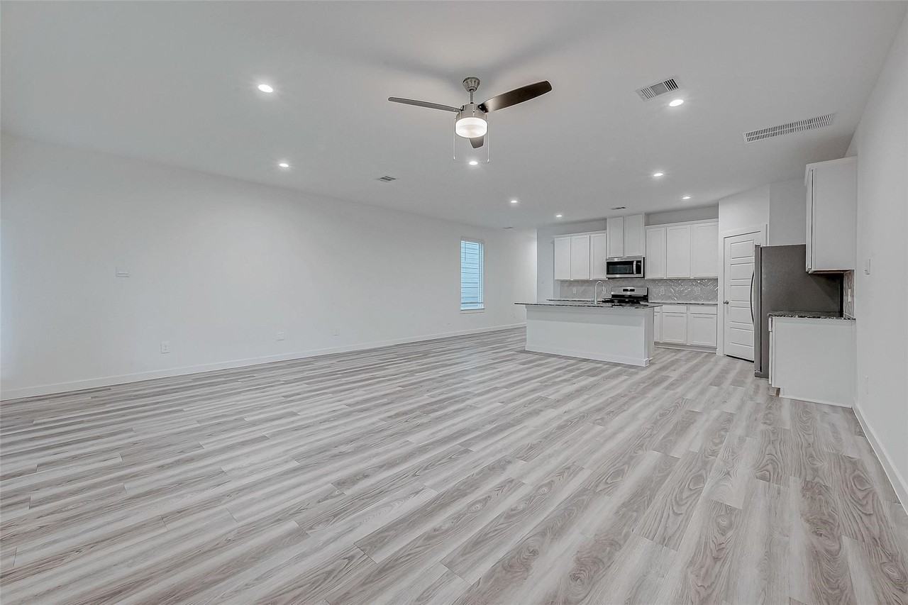 13426 Sombrero Cay Dr #13426 - Photo 2 of 35