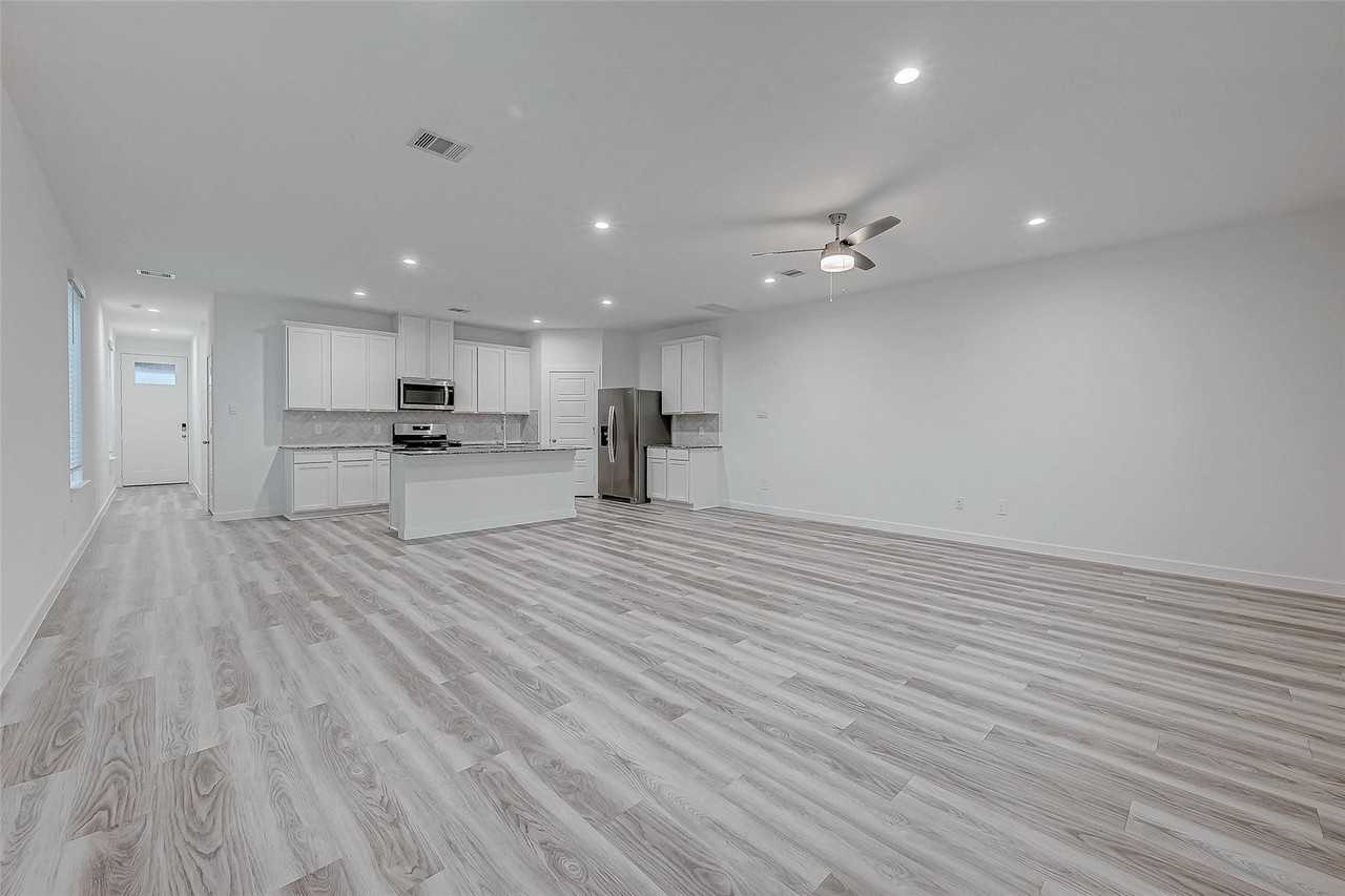 13426 Sombrero Cay Dr #13426 - Photo 3 of 35