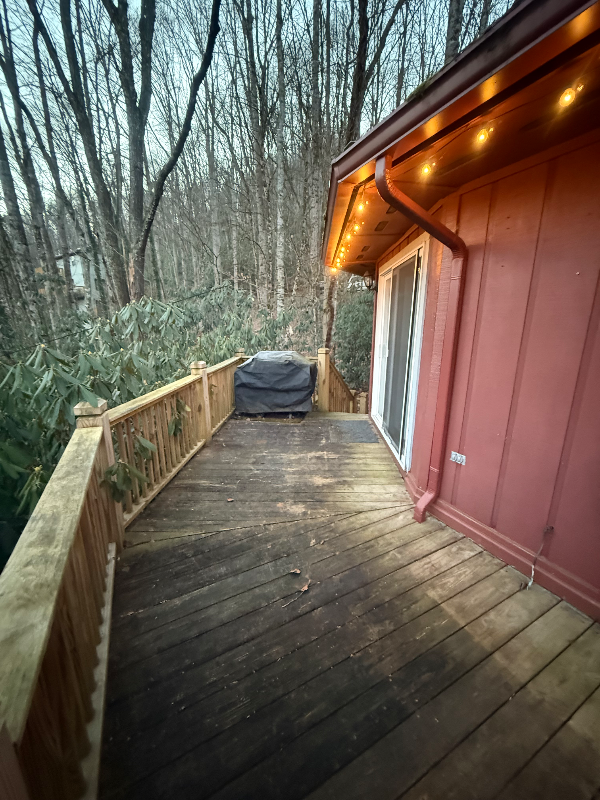 489 Clubhouse Dr - Photo 2 of 14