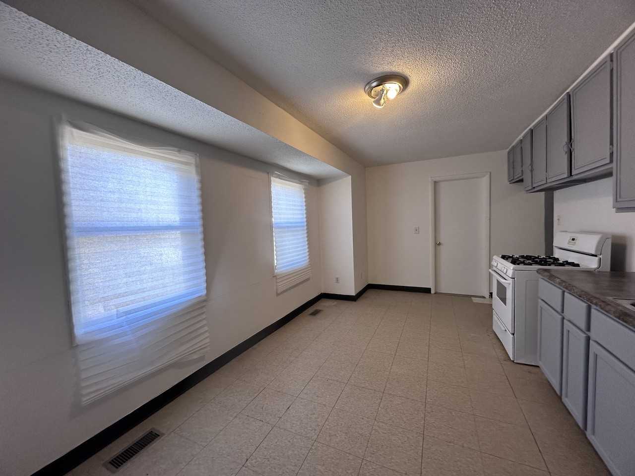 1001 Shasta Dr - Photo 2 of 17