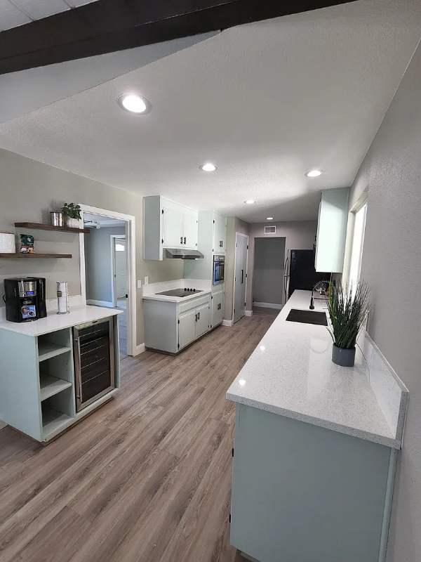 440 Willamette Dr - Photo 2 of 20