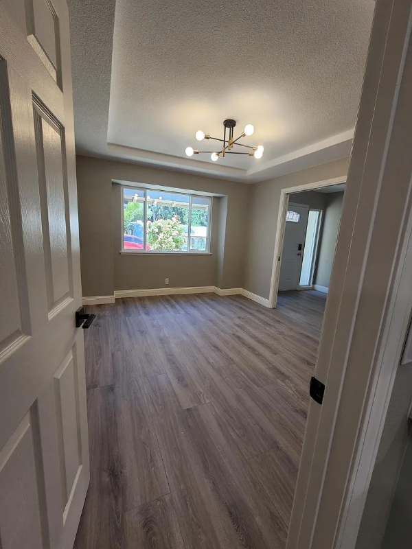 440 Willamette Dr - Photo 5 of 20