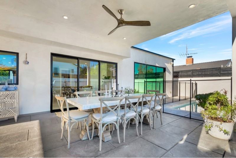 6324 Geyser Ave - Photo 3 of 20