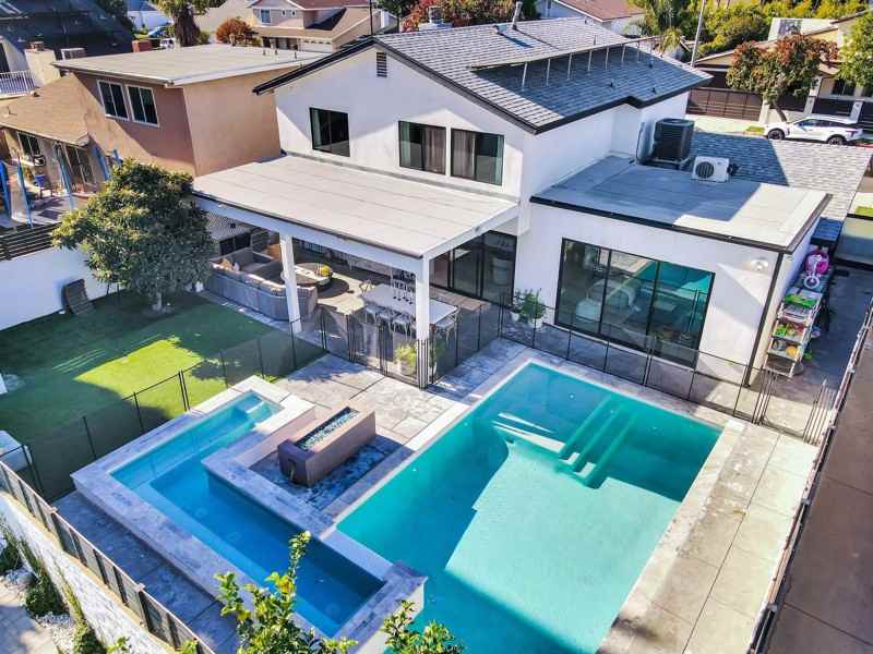 6324 Geyser Ave - Photo 5 of 20