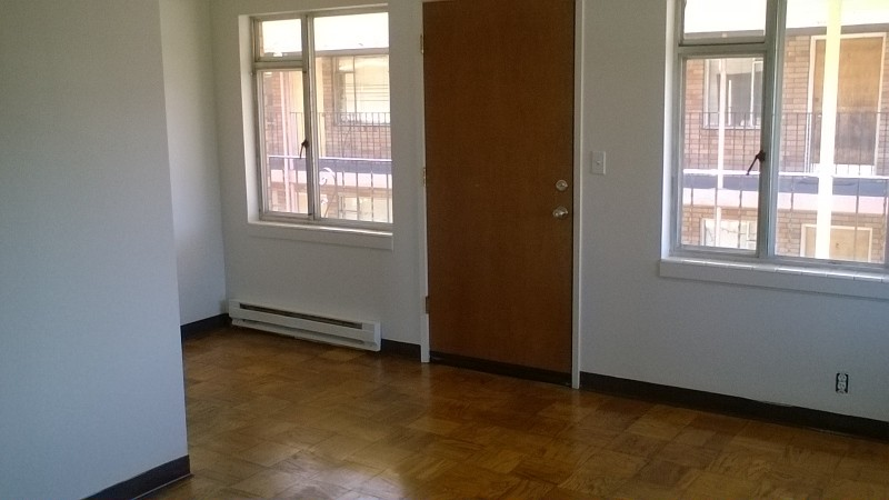 1747 S Hanford St Apt 1 #1 - Photo 7 of 14