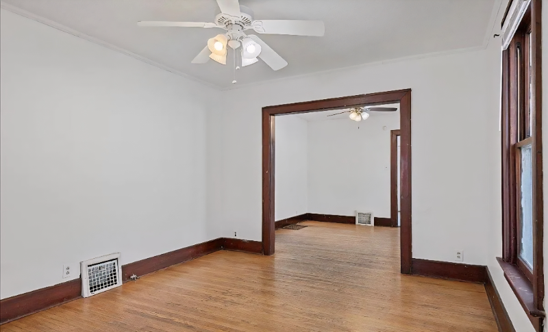 1805 S 2nd St - Photo 3 of 11