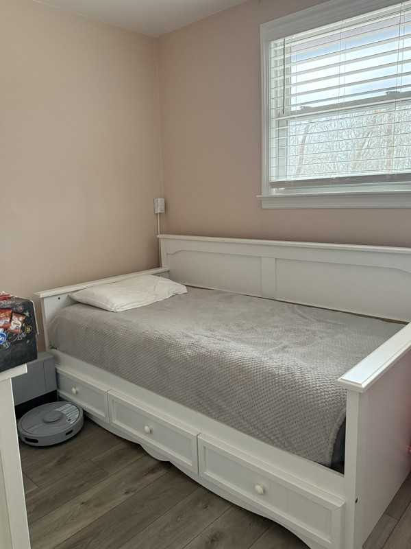 905 Main St - Photo 5 of 12