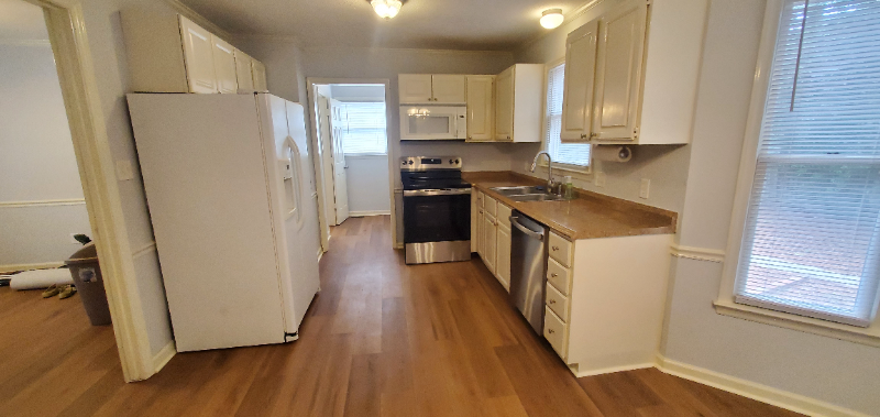 7325 N Thorncliff Pl - Photo 6 of 18