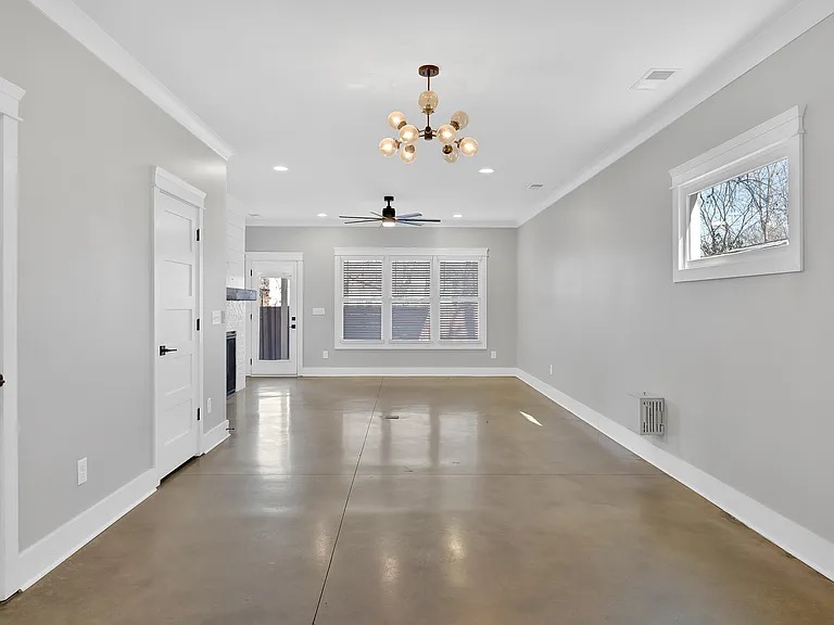 368 Glenrose Ave #A - Photo 4 of 16