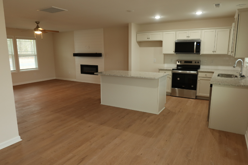 300 Tuscany Cir - Photo 3 of 16