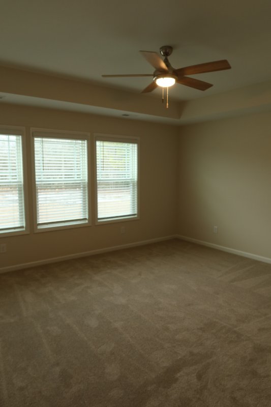 300 Tuscany Cir - Photo 6 of 16